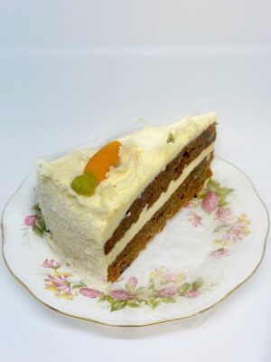 2104243326.jpg Worteltaart GLUTENVRIJ